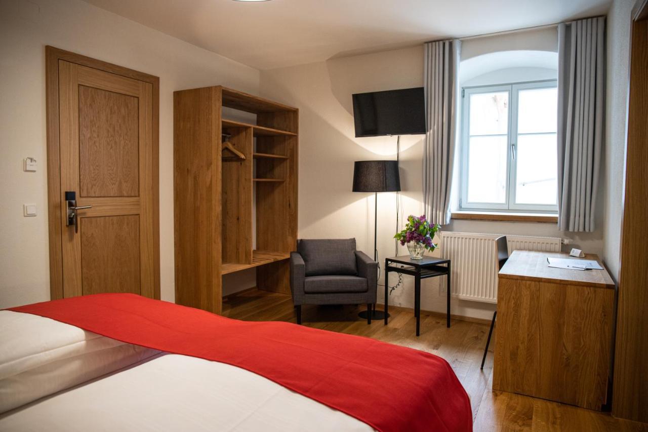 Altstadthotel Brauereigasthof Winkler Berching Exterior foto
