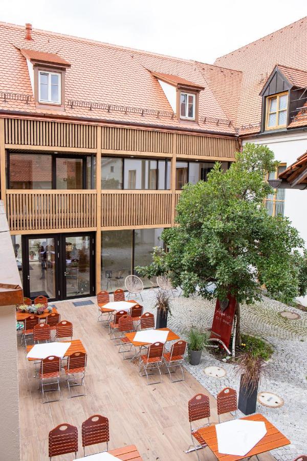 Altstadthotel Brauereigasthof Winkler Berching Exterior foto