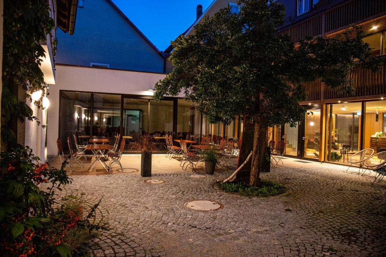 Altstadthotel Brauereigasthof Winkler Berching Exterior foto